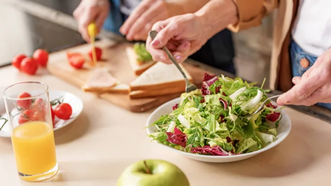 Doğru Beslenme İle Hem Kilo Kontrolü Hem Zihinsel Huzur