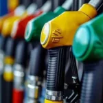 Benzine İndirim Müjdesi: Gece Yarısından İtibaren Geçerli