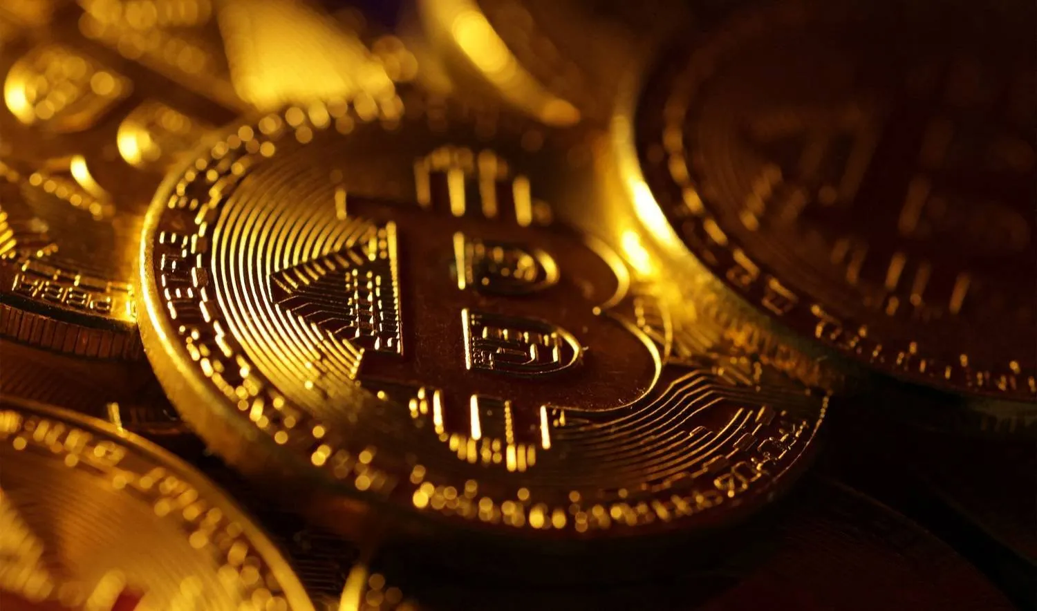Bitcoin Rekoru: İlk Kez 100 Bin Dolar