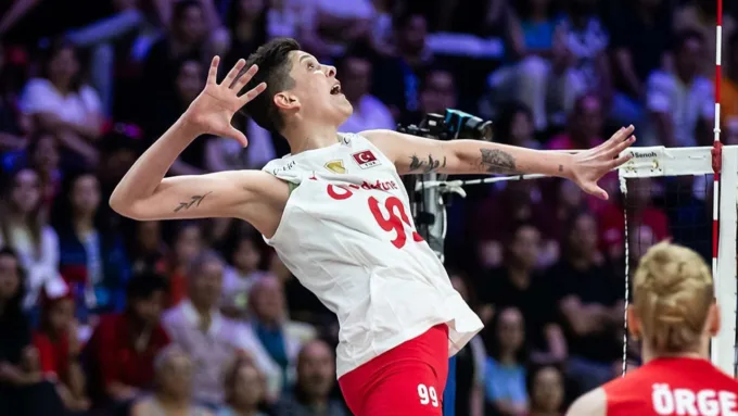 Ebrar Karakurt Türkiye'ye Dönüyor