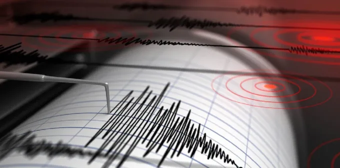 Bursa'da 4.0 Büyüklüğünde Deprem Korkuttu