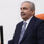 12 Gündür Yoğun Bakımda! Sırrı Süreyya Önder'in Sağlık Durumunda Son Gelişme