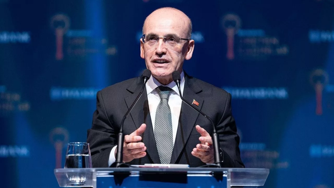 Bakan Şimşek’ten Petrol Fiyatları Yorumu: Enflasyon ve Cari Açık İçin Umut Verici Sinyaller