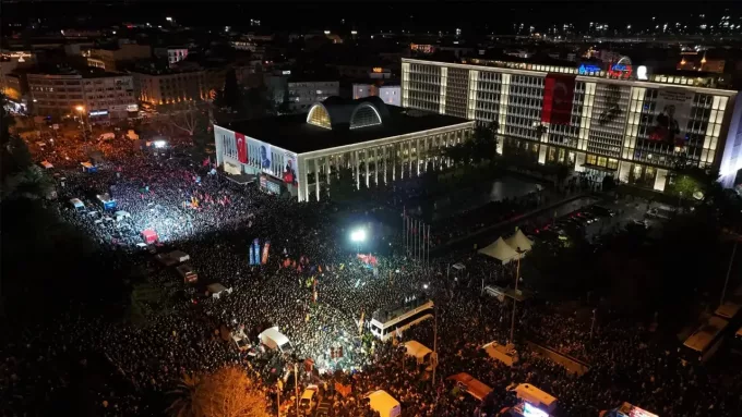 Berkay Gezgin ve 101 Kişi İçin Tahliye Kararı: Saraçhane Gösterileri Davasında Flaş Gelişme