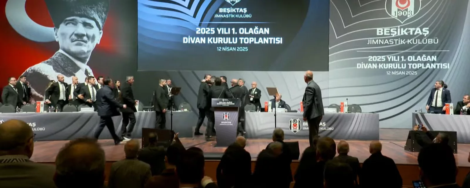 Beşiktaş Divan Kurulu’nda Hasan Arat’a Yumruklu Kavga