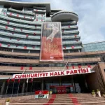 CHP Genel Merkezi’nde 1 Mayıs Mesajı: Ya Adalet Ya Sefalet