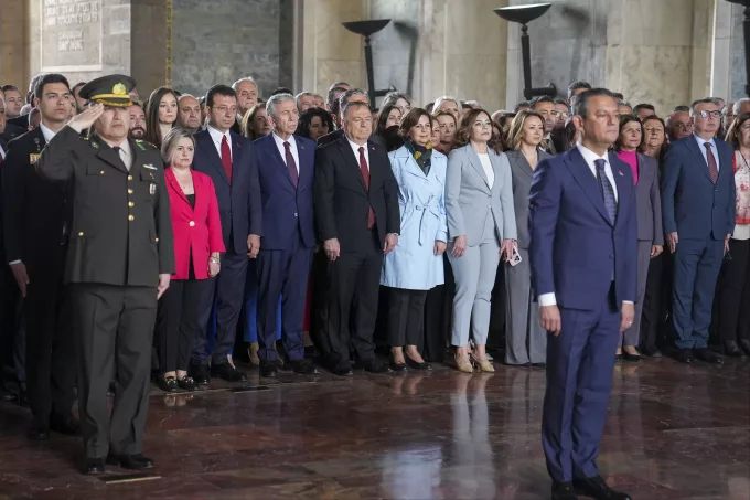 CHP Heyetinden Anıtkabir’e Anlamlı Ziyaret