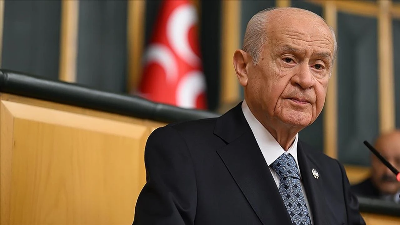 Devlet Bahçeli’den İmamoğlu’na Zehir Zemberek Sözler: “Belediye Yönetimi Kokuşmuştur”