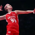 Ebrar Karakurt, Rusya Ligi'nde bir kez daha rekor kırdı!