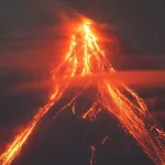 Filipinler'deki Kanlaon Yanardağı'nda Şiddetli Patlama