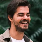 Gönül Dağı’nın Yıldızı Berk Atan Trafik Kazası Geçirdi: Durumu Ağır!