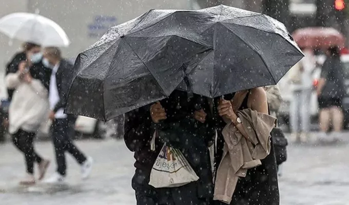 Meteoroloji’den Kritik Uyarı: 3 İl İçin Fırtına ve Kuvvetli Rüzgar Alarmı