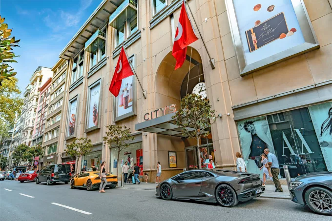 Nişantaşı’nda Kiralar Uçtu: Abdi İpekçi, Prag ve Amsterdam’ı Solladı