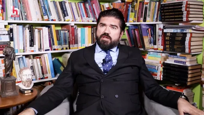 Rasim Ozan Kütahyalı Hakkında Gözaltı Kararı