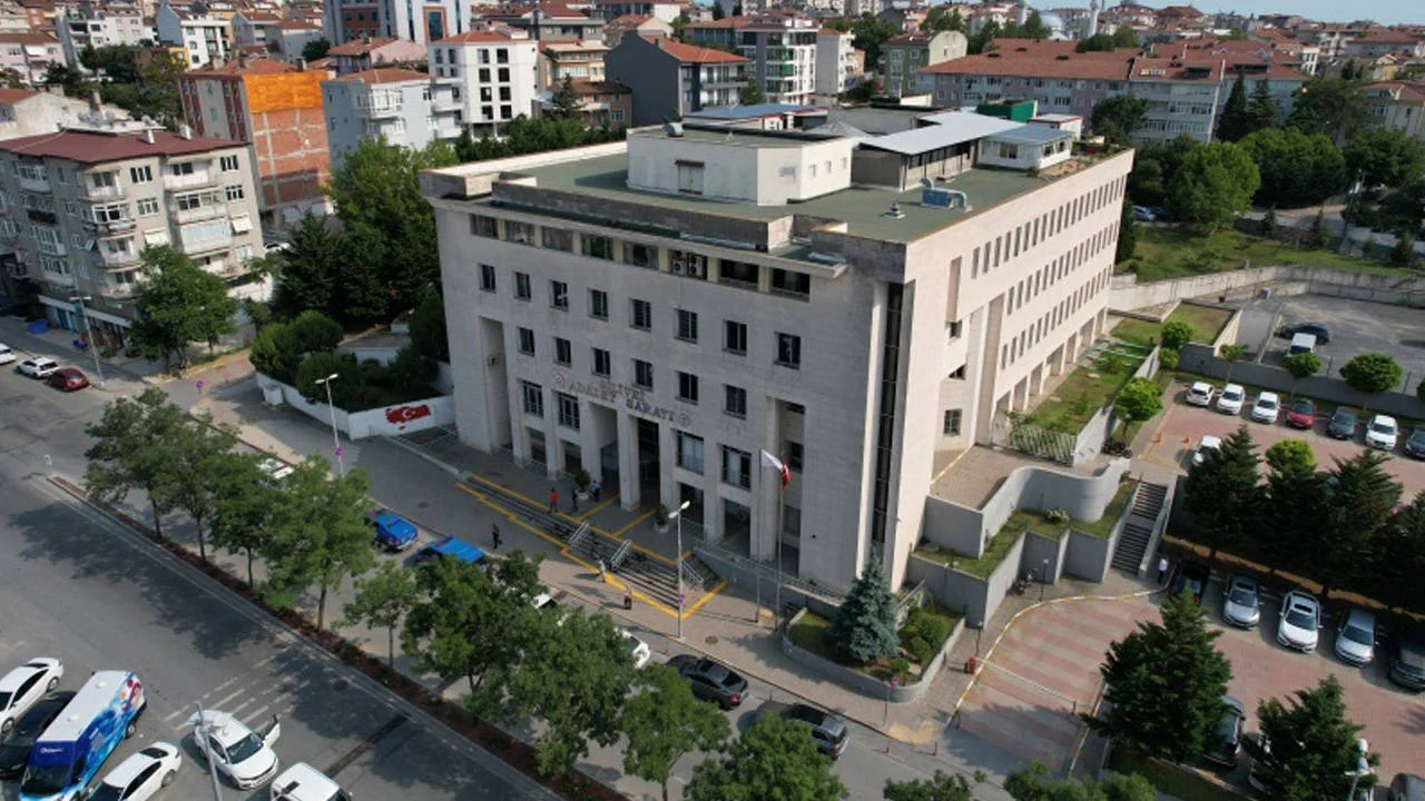 Silivri Adliyesi'nde Acı Kayıp: Cumhuriyet Savcısı Burhan Bıçkı Hayatını Kaybetti