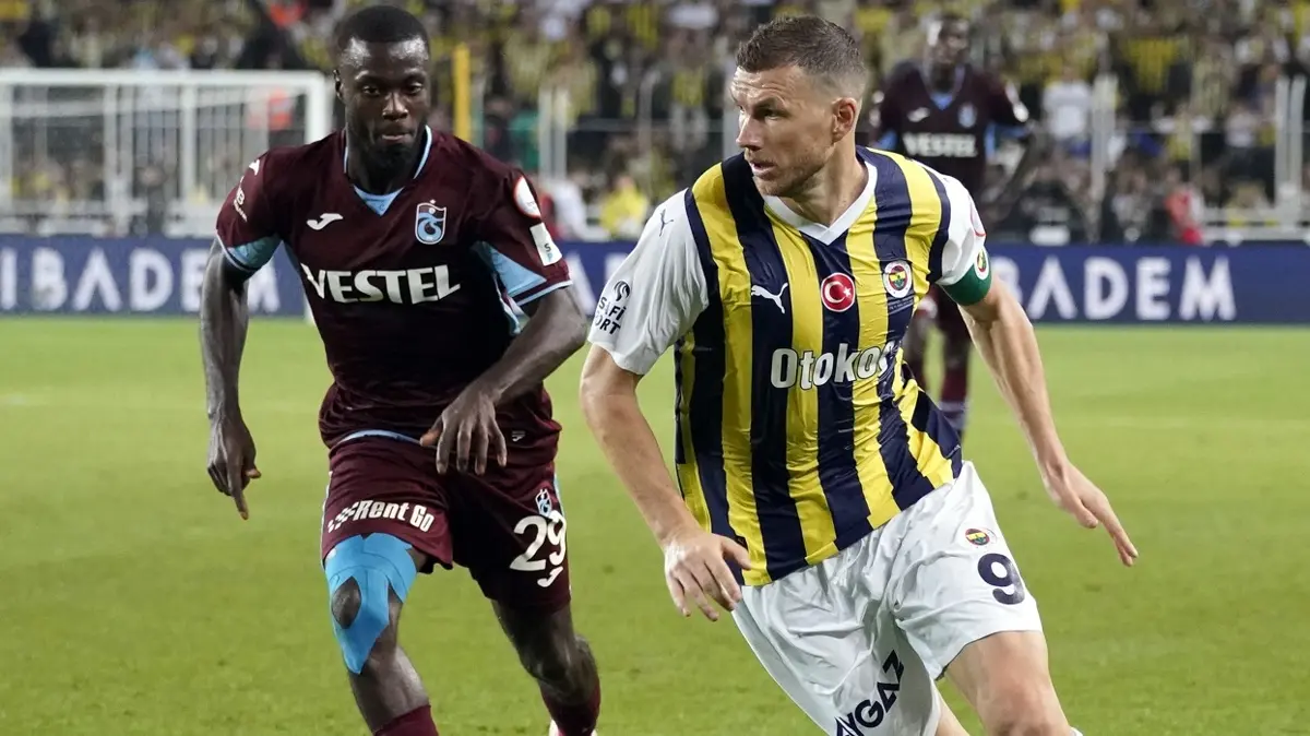 Süper Lig'de Dev Kapışma: Fenerbahçe - Trabzonspor Derbisi Nefes Kesecek!