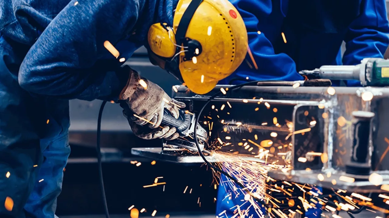 TOBB Verileri Alarm Veriyor: Şirket Kuruluşları Azaldı, Kapanışlar Artışta!