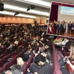 Üniversitede Doğal Doğum Sempozyumuna Protestolu Tepki! Öğrenciler Salonu Terk Etti