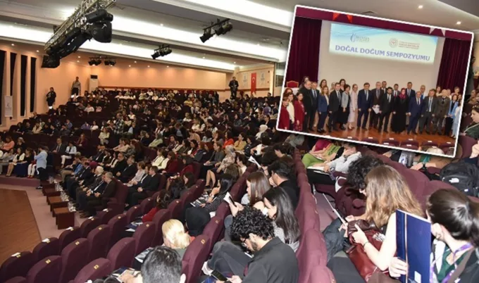 Üniversitede Doğal Doğum Sempozyumuna Protestolu Tepki! Öğrenciler Salonu Terk Etti