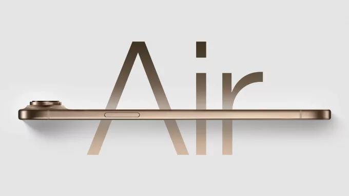 iPhone 17 ve 17 Air Canlı Olarak Görüntülendi: İşte Tasarımı
