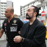 Adnan Oktar Davasında Flaş Gelişme: 2 Suçtan Beraat Kararı