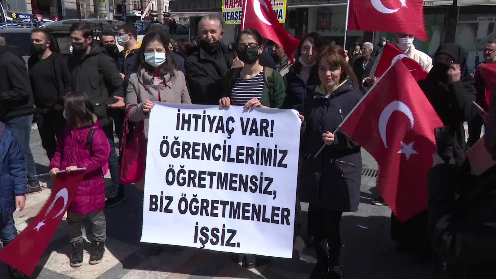 Ataması Yapılmayan Öğretmenler İstanbul’da Ses Yükseltti: "Sokaklar Bizim Kürsümüzdür"