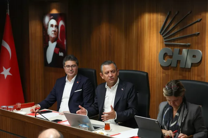 CHP MYK Toplantısında Gündem: PKK’nın Fesih Kararı ve Ardındaki Soru İşaretleri