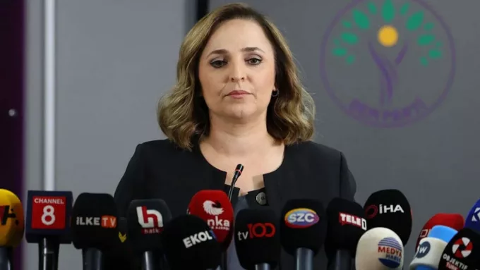 DEM Parti’den Adalet Bakanı Tunç’un “Umut Hakkı” Açıklamasına Sert Tepki