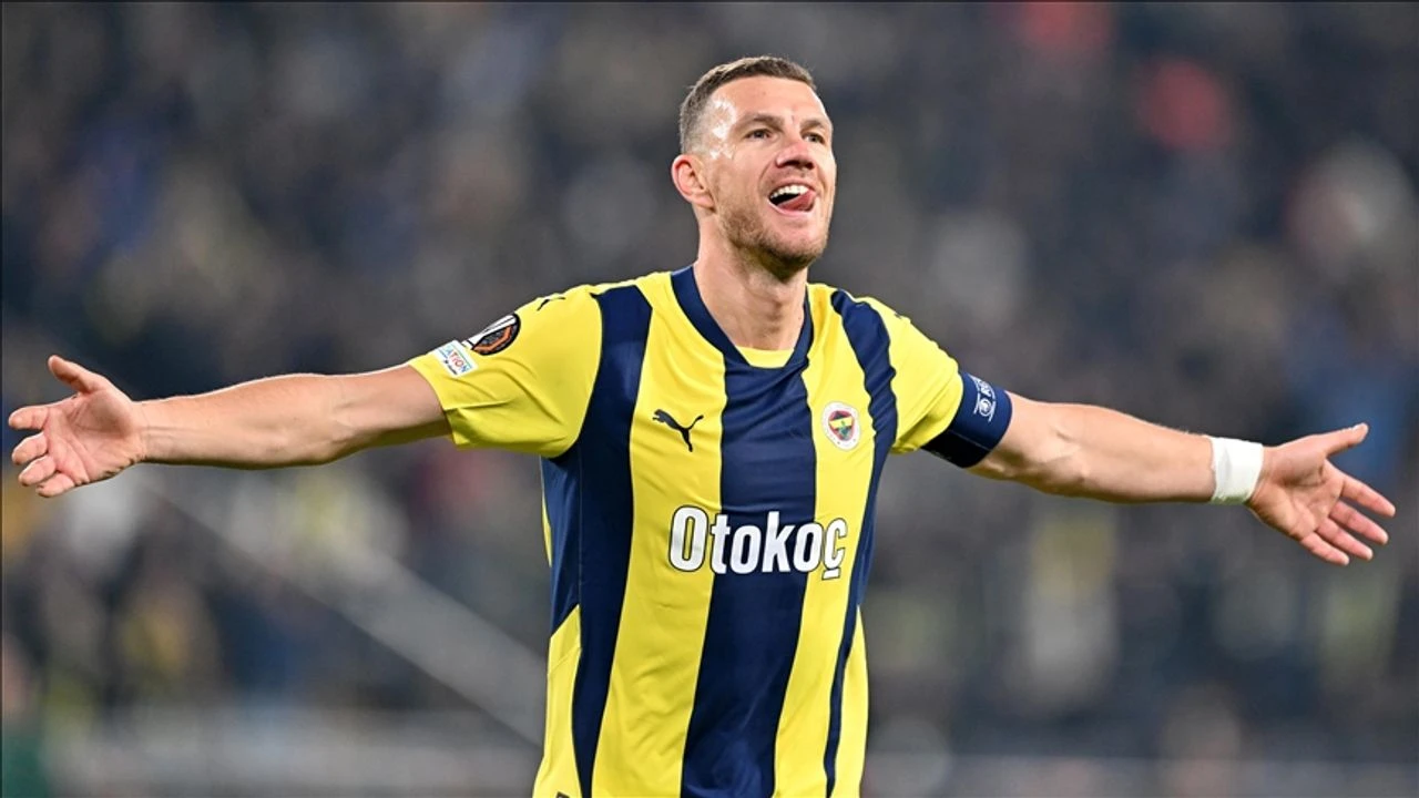 Edin Dzeko ve Dusan Tadic Fenerbahçe'ye Veda Etti