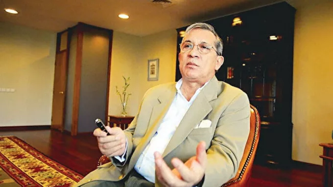 Eski Merkez Bankası Başkanı Rüşdü Saracoğlu Hayatını Kaybetti