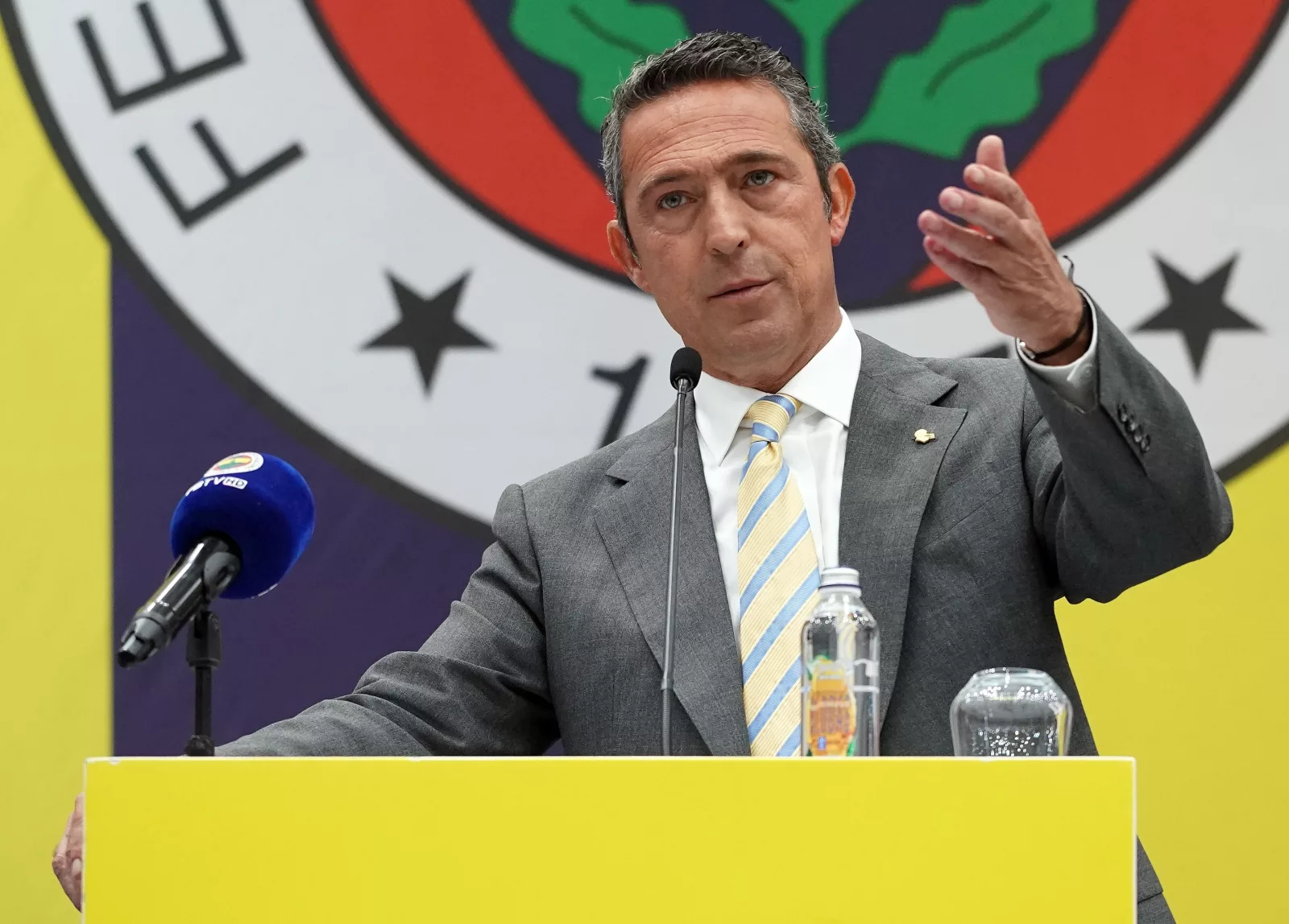 Fenerbahçe Yönetiminden Taraftarı Kızdıran Hamle: Maraton Üst Tribün Kapandı!