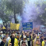Fenerbahçe'de Kriz Büyüyor: Binlerce Taraftar İstifa İçin Sokağa Döküldü