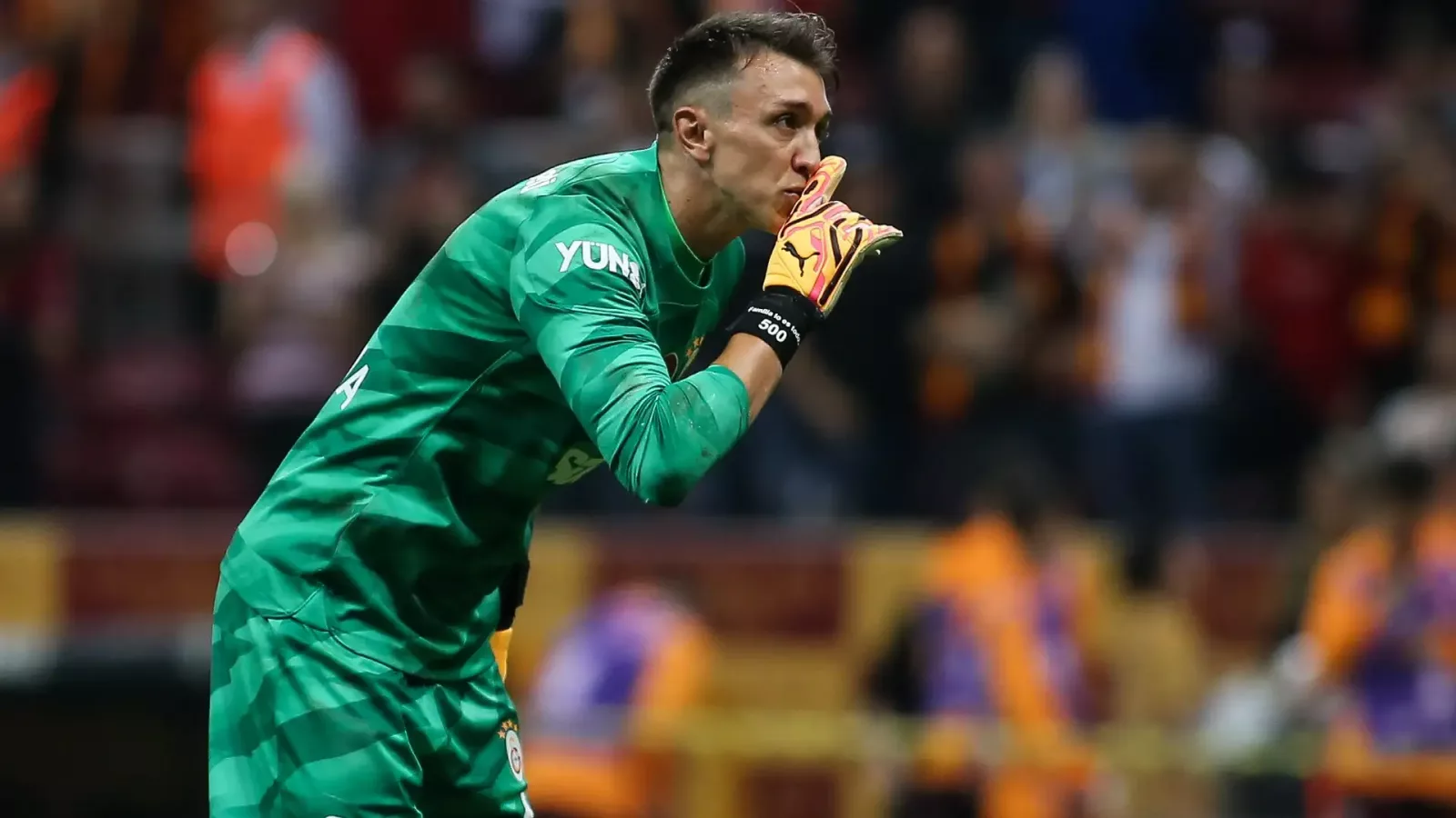 Fernando Muslera Tarihe Geçti: Galatasaray’da Efsaneleşen Kariyer!