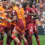 Göztepe – Galatasaray Maçında Tribünler Yıkıldı: Şampiyon Taraftarlarla Buluştu!