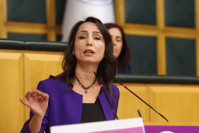 İmralı’da Dikkat Çeken Gelişme: Teröristbaşı Öcalan’a 3 PKK’lı Daha Nakledildi