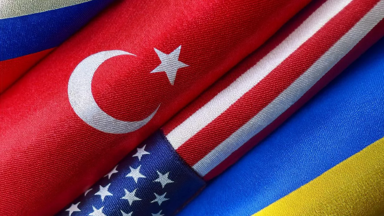 İstanbul Zirvesinde Gerilim Tırmandı: Rusya Talepleri Barış Umudunu Sarsıyor