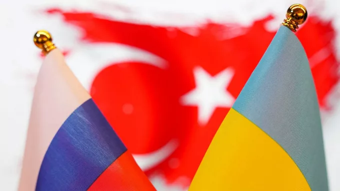 Lavrov'dan İstanbul'da Müzakere Teklifi: Türkiye'ye Barış Süreci İçin Teşekkür