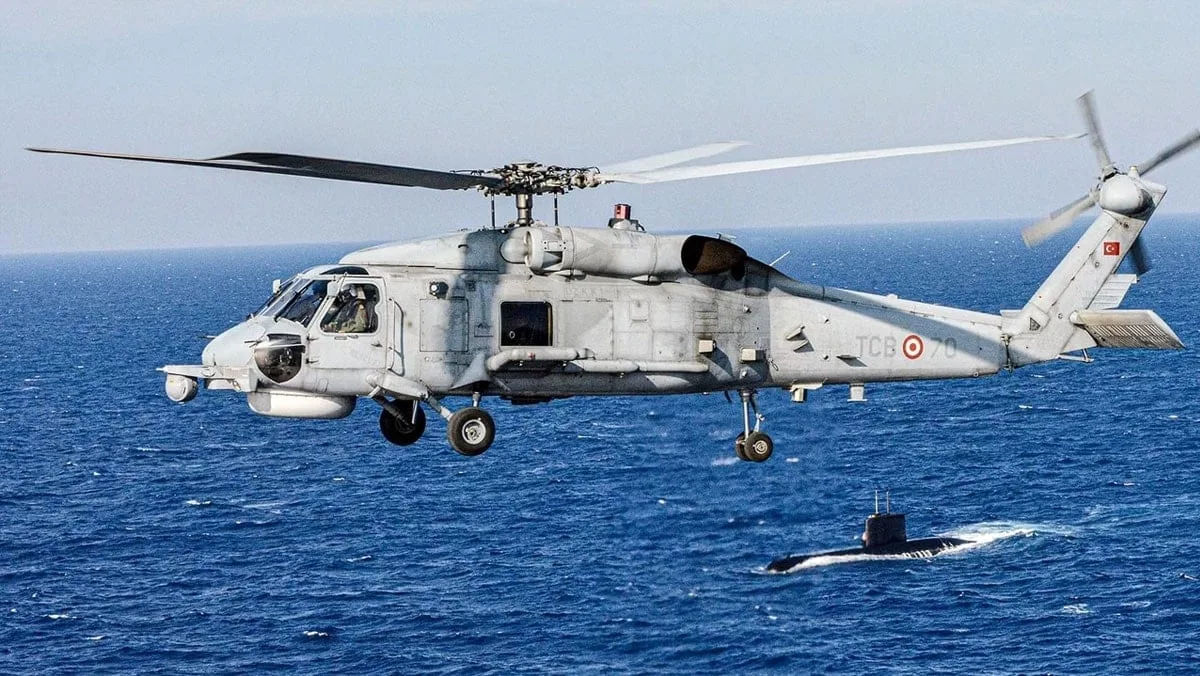 MSB'ye Ait Helikopter Teknik Arıza Sonucu Denize Acil İniş Yaptı