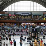 Sabiha Gökçen Havalimanı'nda Şok! Uçakta Kavga Çıktı, Polis Müdahale Etti