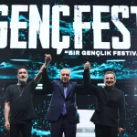 Sagopa Kajmer ve Ferhat Göçer'den Sürpriz Sahne: Erdoğan'la El Ele GençFEST’te