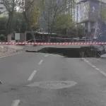 Sarıyer’de Gece Yarısı Alarmı: Cadde Çöktü, Trafik Durdu