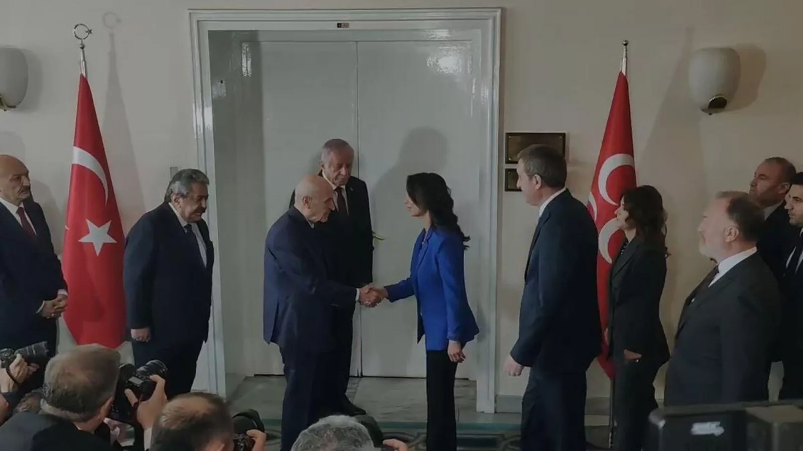 TBMM’de Sürpriz Görüşme: MHP ve DEM Parti Arasında Kritik Temas