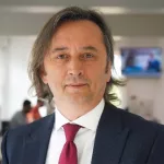 Yeni Şafak Yazarından Özgür Özel’e Saldırıya Tepki Yerine Tahrik: Skandal Paylaşım Gündemde