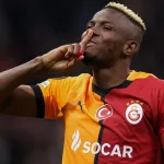 Galatasaray Taraftarını Üzecek Osimhen Gelişmesi