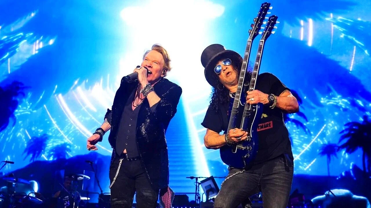 Guns N' Roses'tan İstanbul'da Unutulmaz Jest: Mattia Ahmet Minguzzi’ye Duygusal Şarkı