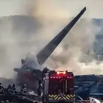 Hindistan’da 242 Yolcusu Bulunan Uçak Düşerek Facia Yaşandı