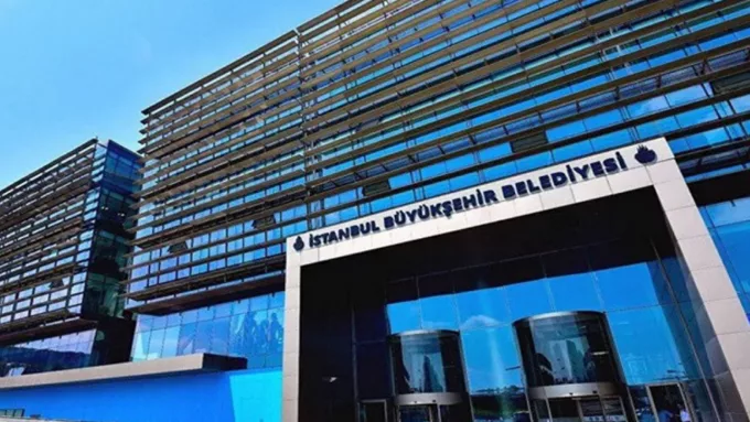 İBB Soruşturmasında Flaş Gelişme: Ali ve Yusuf İlbak 'Ev Hapsiyle' Tahliye Edildi