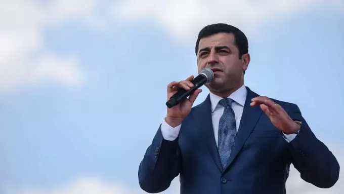 Selahattin Demirtaş’tan Tahliye Çağrısı: “Seçilmiş Başkanlar Serbest Bırakılsın”
