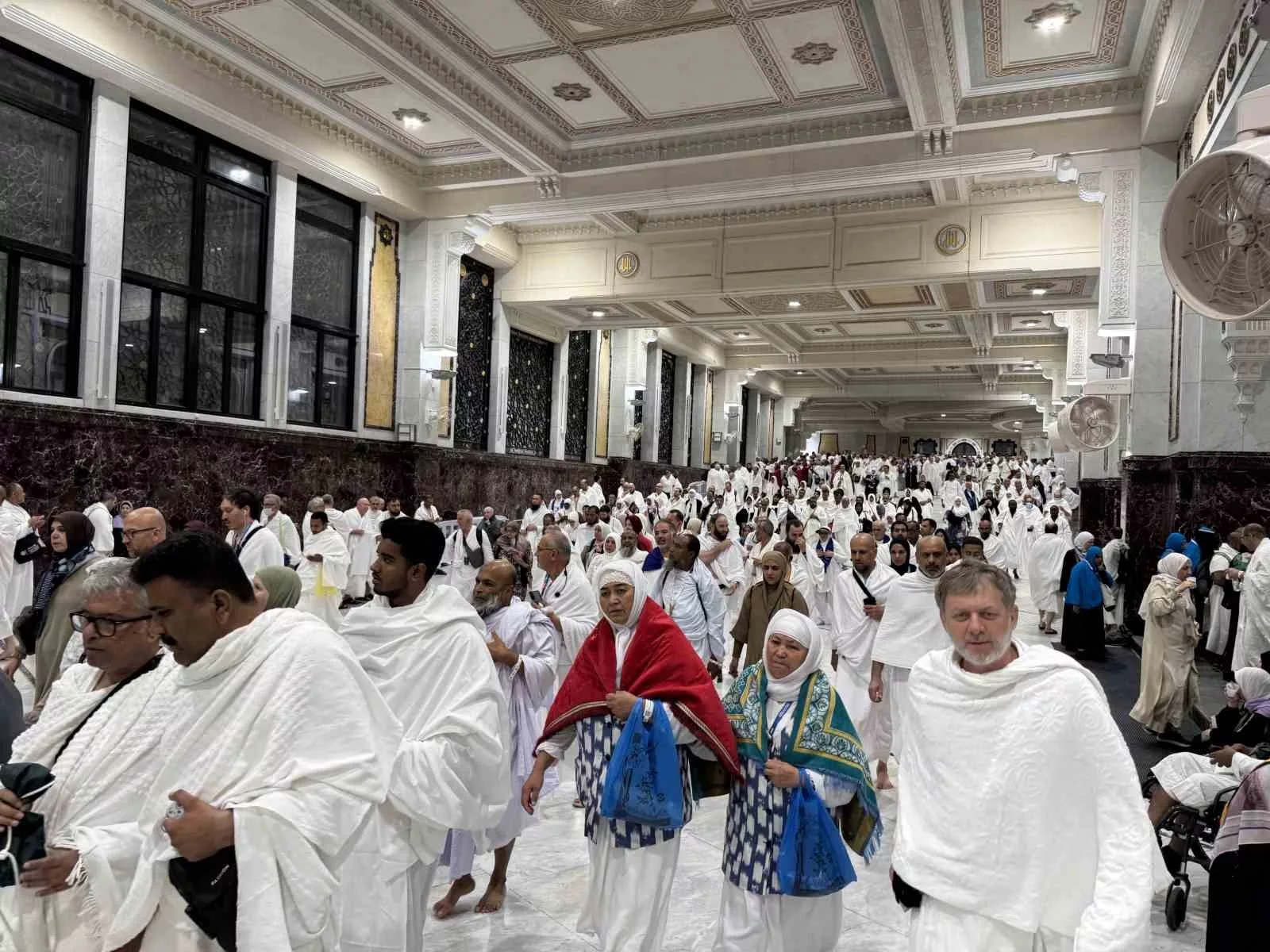 Suudi Arabistan'dan Hac Düzenlemelerine Sıkı Takip: 75 Bin Kişi Geri Gönderildi