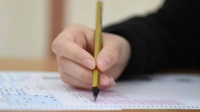 Türkiye Genelinde LGS Maratonu Başladı: Milyonlarca Öğrenci Sınavda